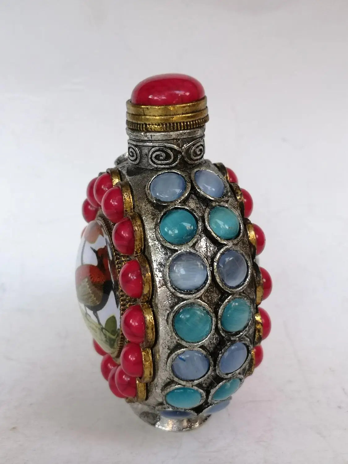 Exquisite antique double-sided color drawing snuff bottle handicraft