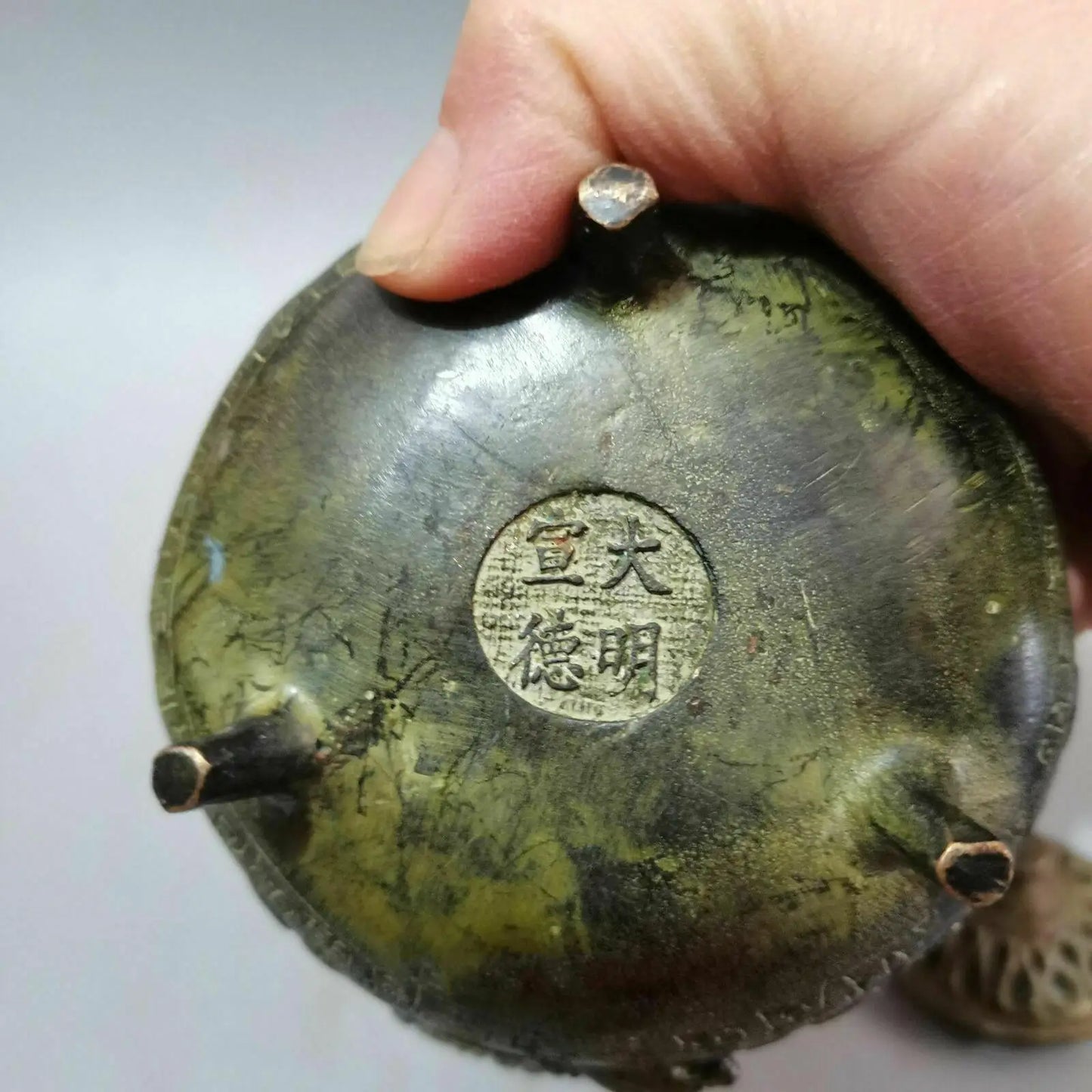 Antique Chinese Fengshui Bronze Dragon handle Incense Burner Statue Xuande Mark