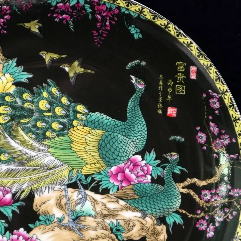 China Old porcelain Famille rose pattern appreciation plate