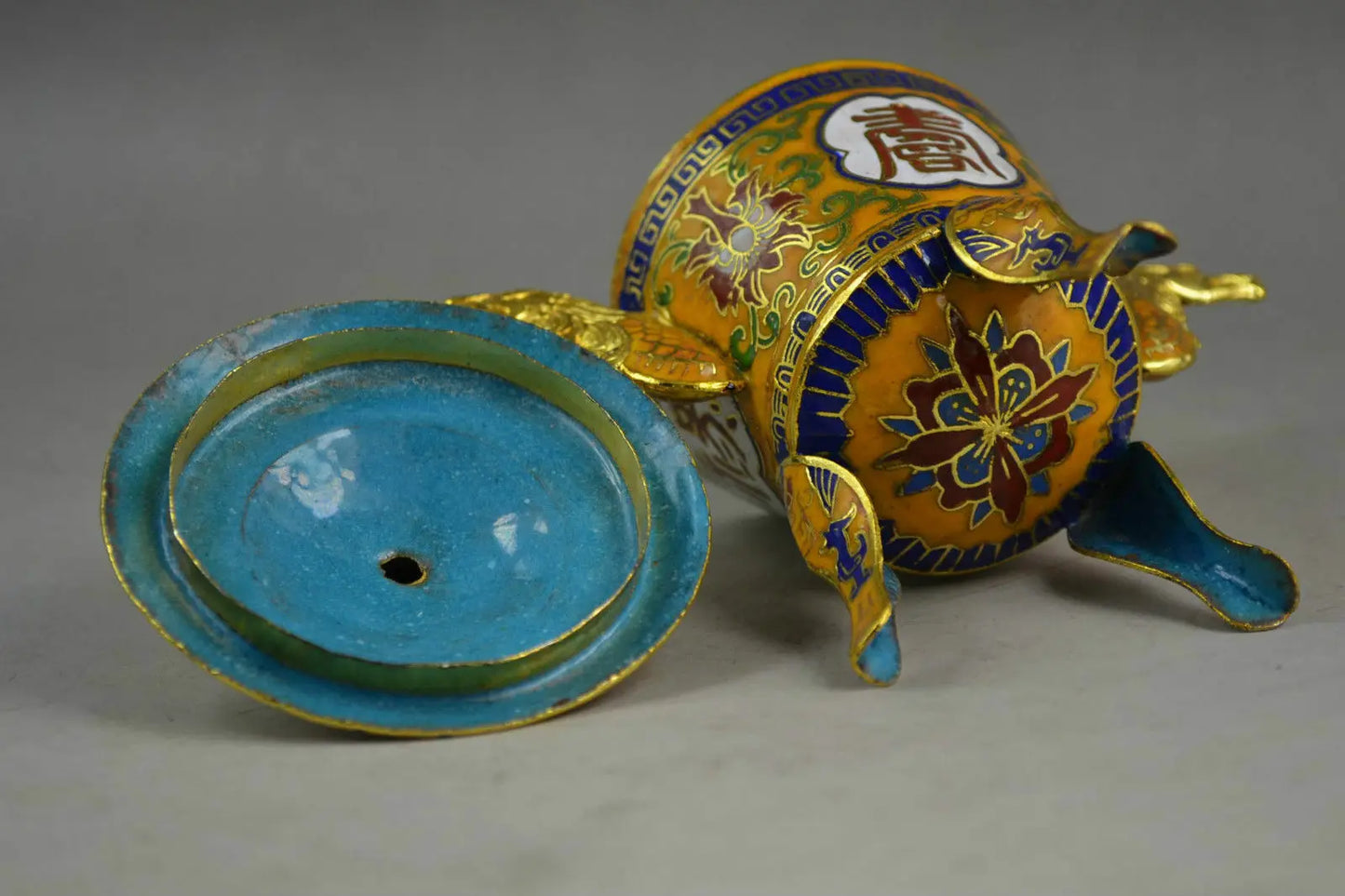 Chinese Handwork Closionne Carving Lifelike Flower & 2 Dragon Incense burner